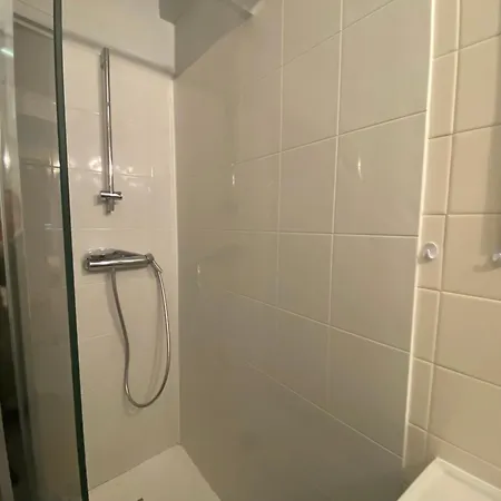 Charmante Maison Familiale Proche Centre, Animaux Acceptés - Fr-1-22-169 *